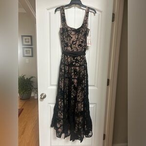 Taylor dress, size 10, black and tan